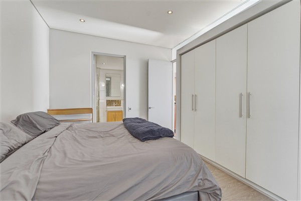 1 Bedroom Property for Sale in Cape Town City Centre Western Cape
